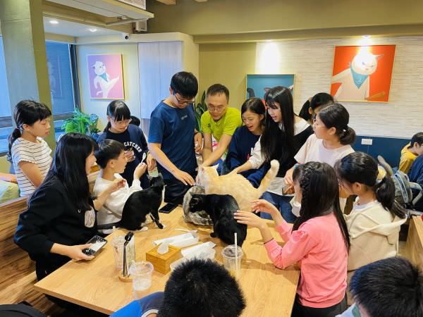 森林小徑精誠店對寵物超友善